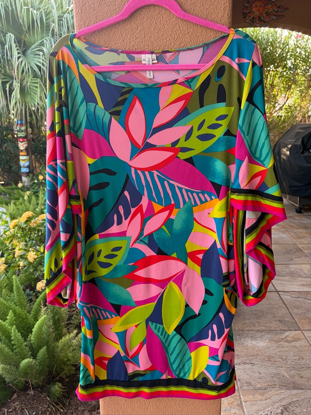 TRINA TURK Beautiful Vibrant Cover Up Dress SZ Large